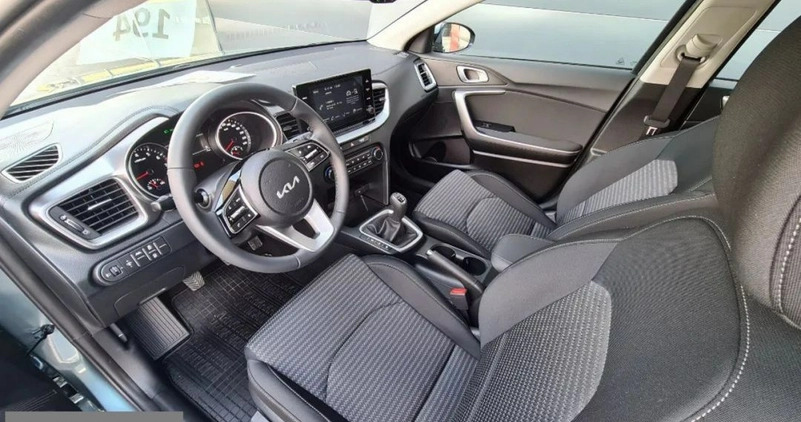 Kia Ceed cena 104290 przebieg: 10, rok produkcji 2024 z Łódź małe 596